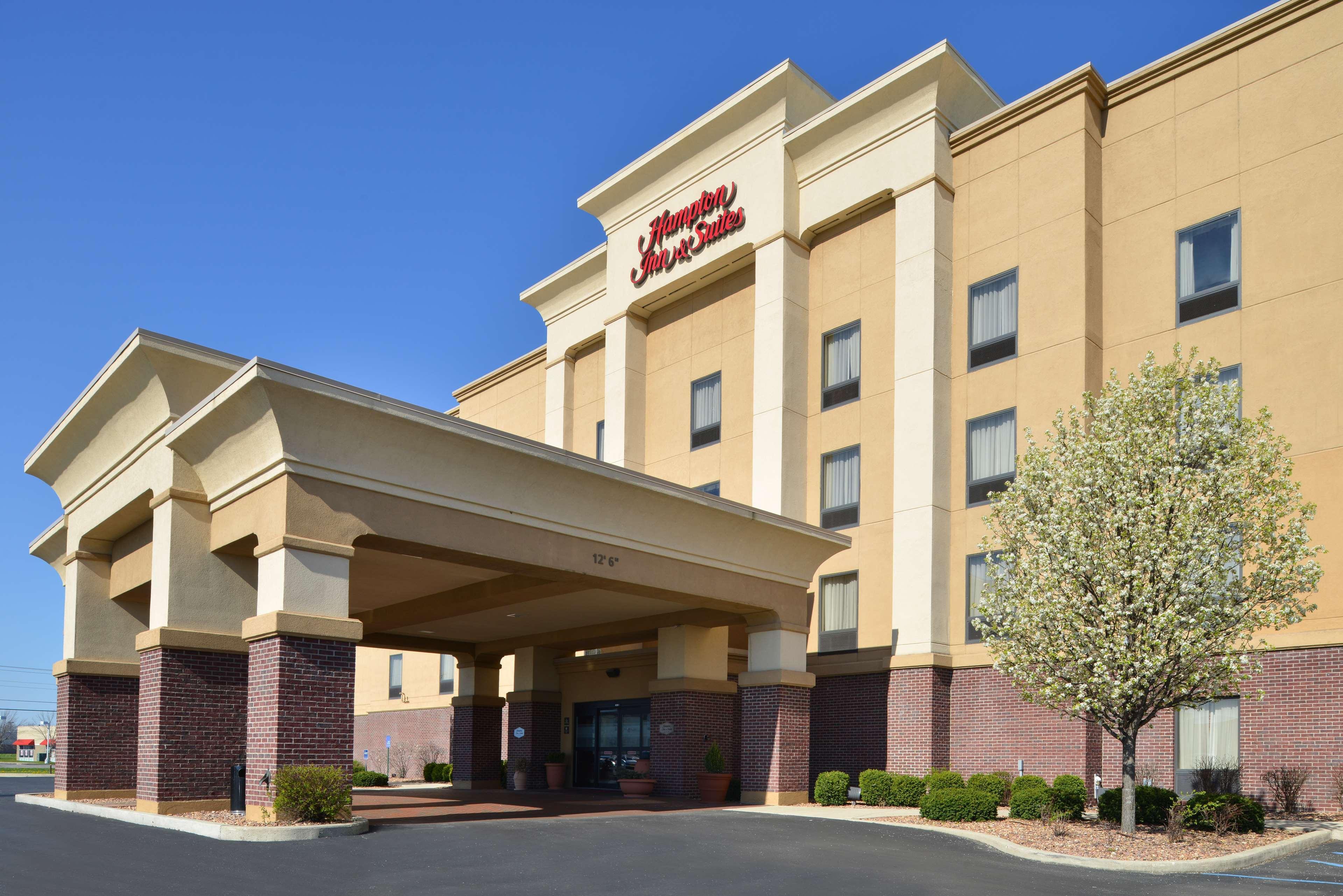 Hampton Inn & Suites Манси Экстерьер фото