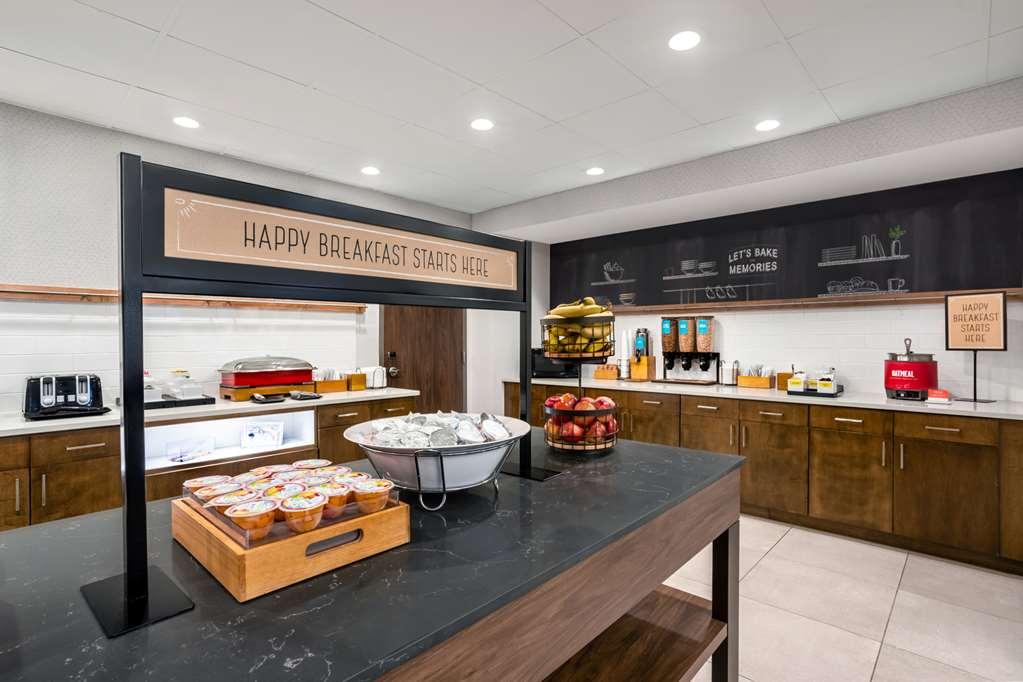 Hampton Inn & Suites Манси Ресторан фото