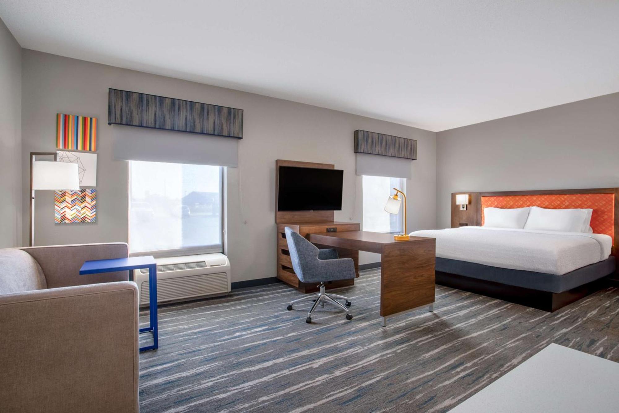 Hampton Inn & Suites Манси Экстерьер фото